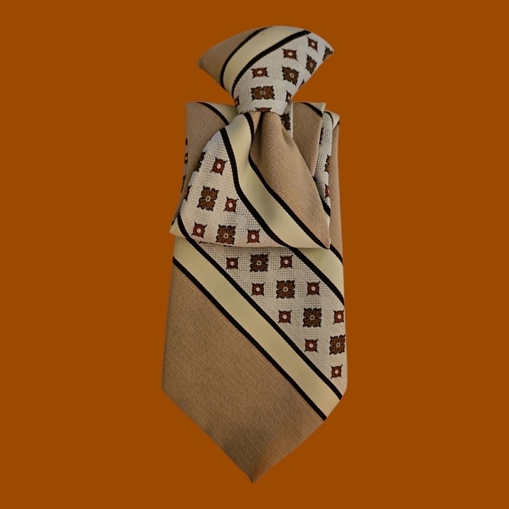 Vtg PRINCE BELLINI MCM Tan Striped Floral Clip-on Tie